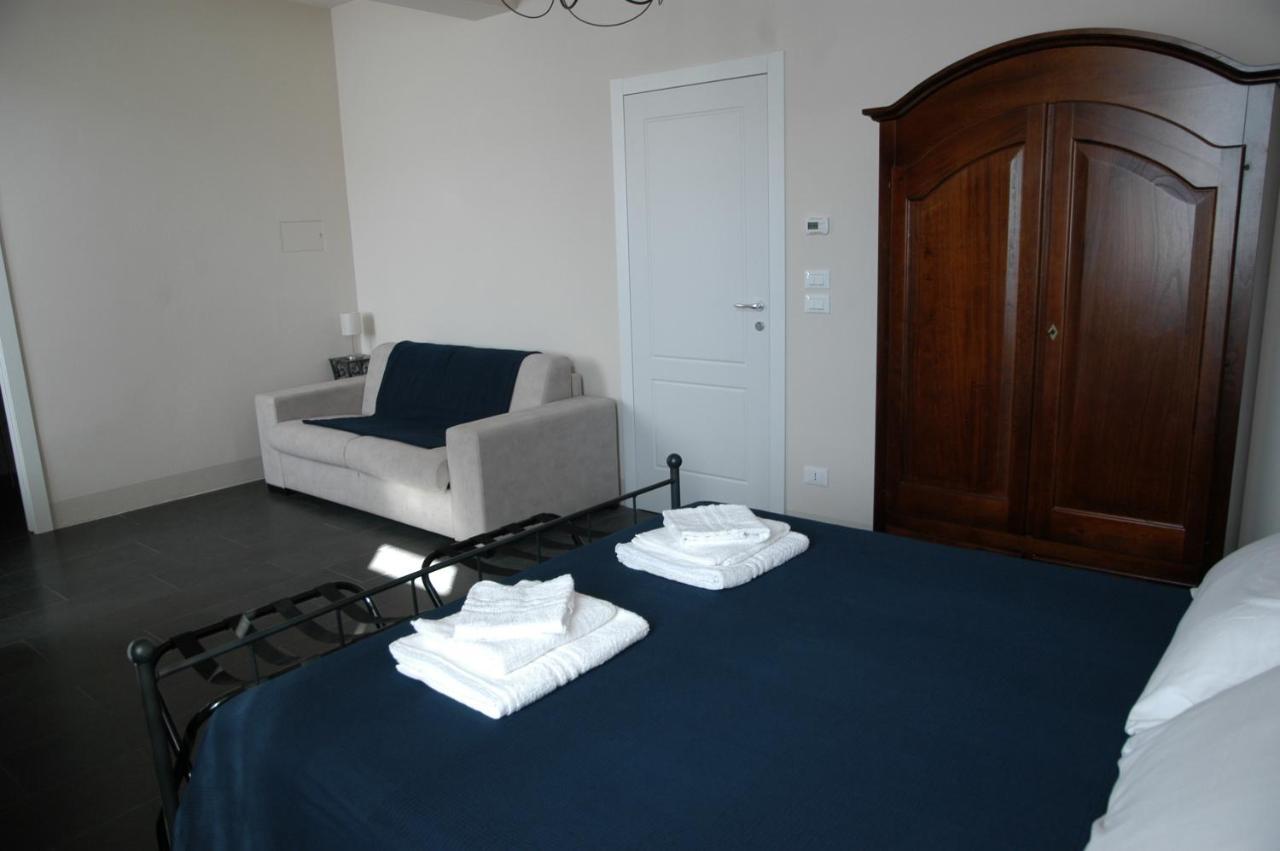 Castello D'Alcontres Guest House 3 Stelle ニッツァ・ディ・シチーリア エクステリア 写真